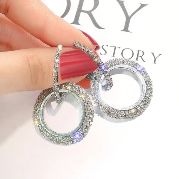 NEW Circle Sparkly Rhinestone Dangle Earrings, Silver or Rose Gold - STUNNING! - Picture 6 of 10